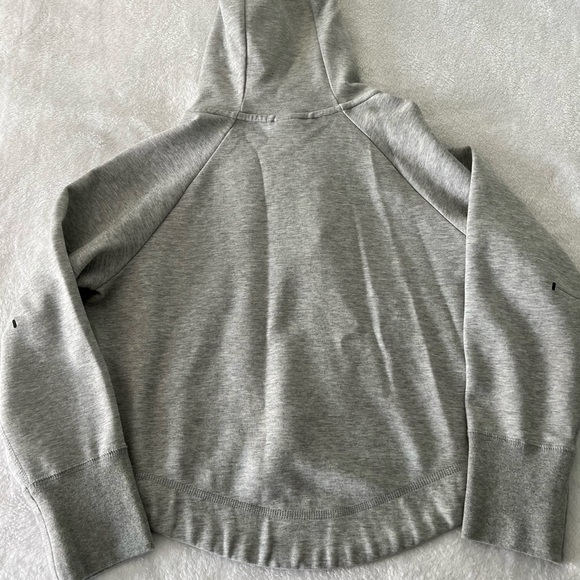 Nike Zip-Up Sweatshirt - Picture 3 of 6